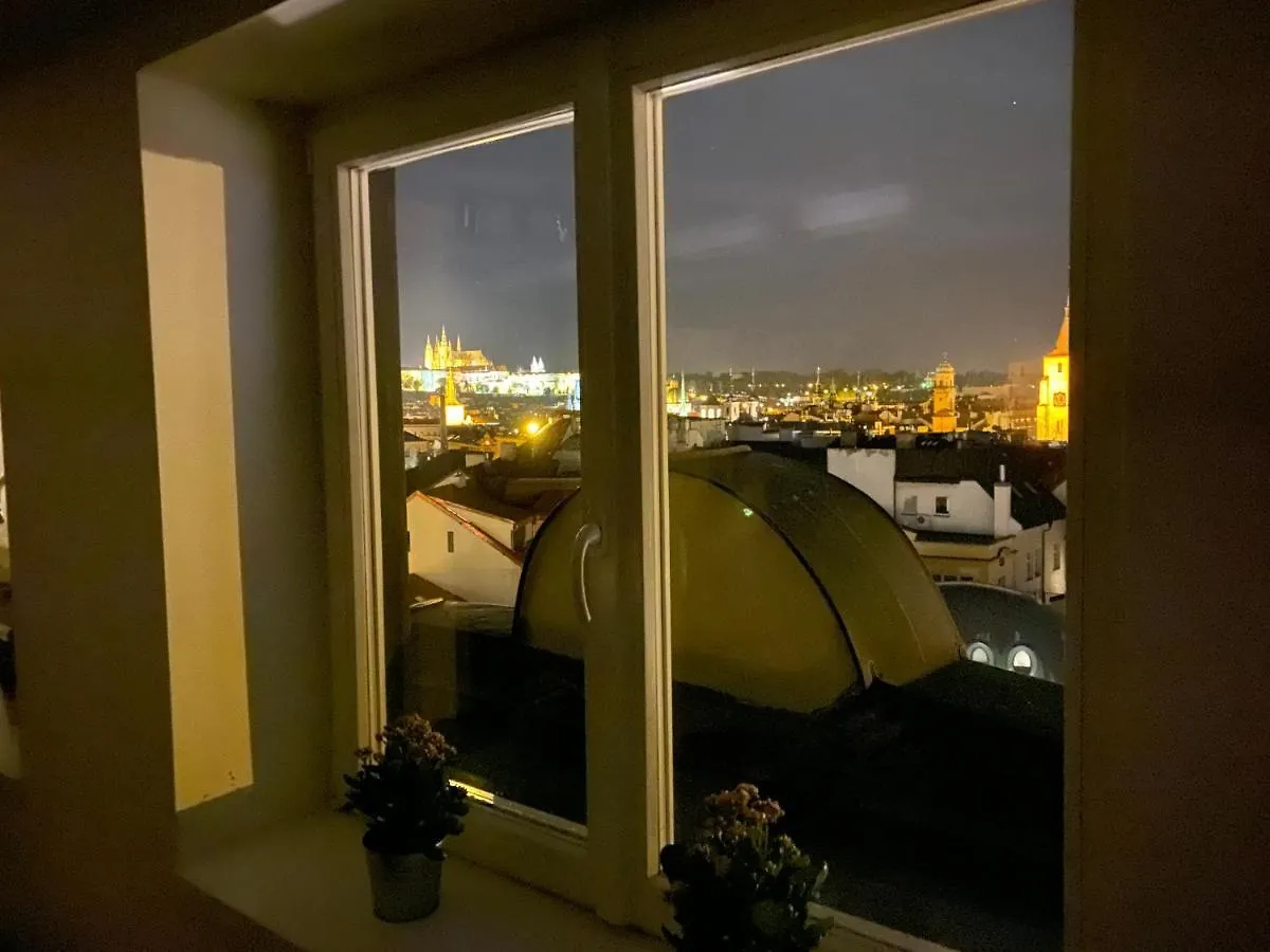 Prague Castle View Apartment 체코